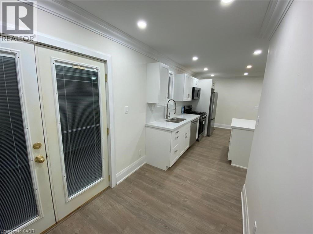 Photo 23 of 40 Bartlett Street, St Catharines ON