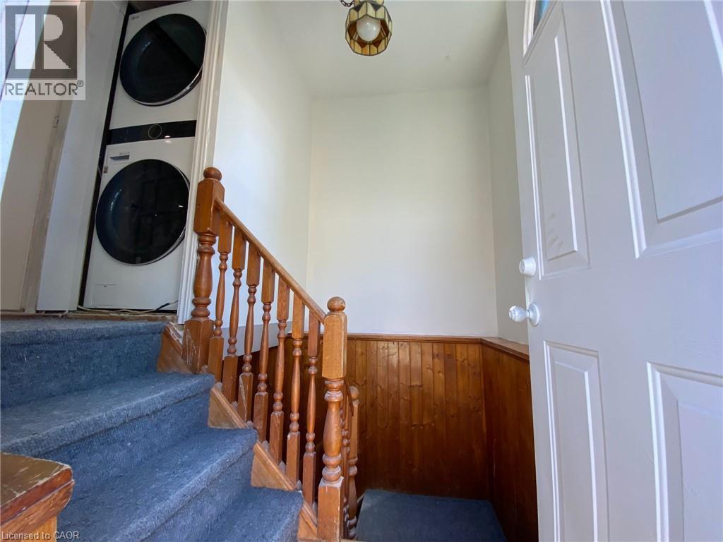 Photo 20 of 40 Bartlett Street, St Catharines ON