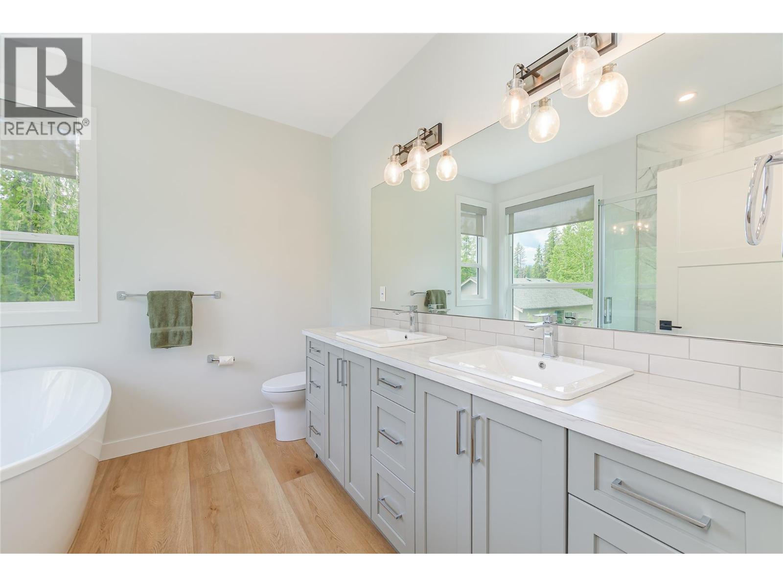3475 Mabel Lake Place, Enderby