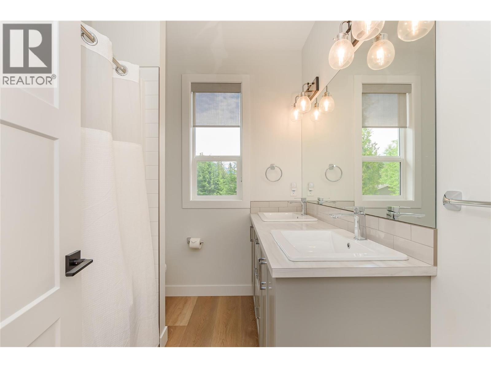3475 Mabel Lake Place, Enderby