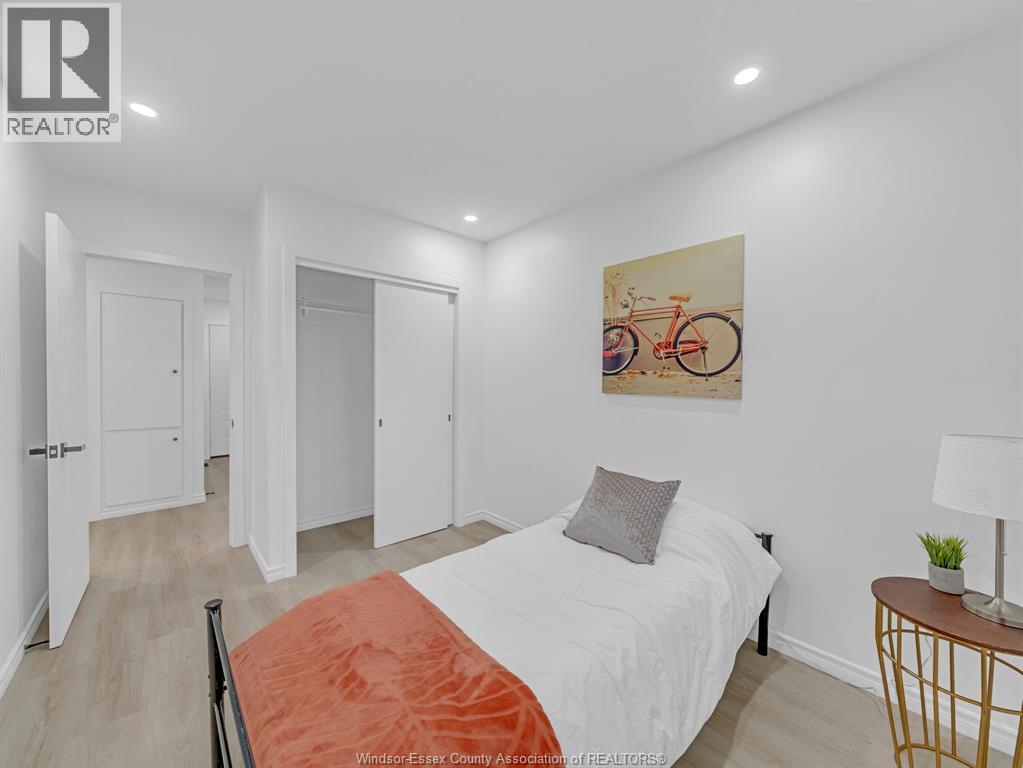 Photo 13 of 184 Ellis Street, Chatham ON
