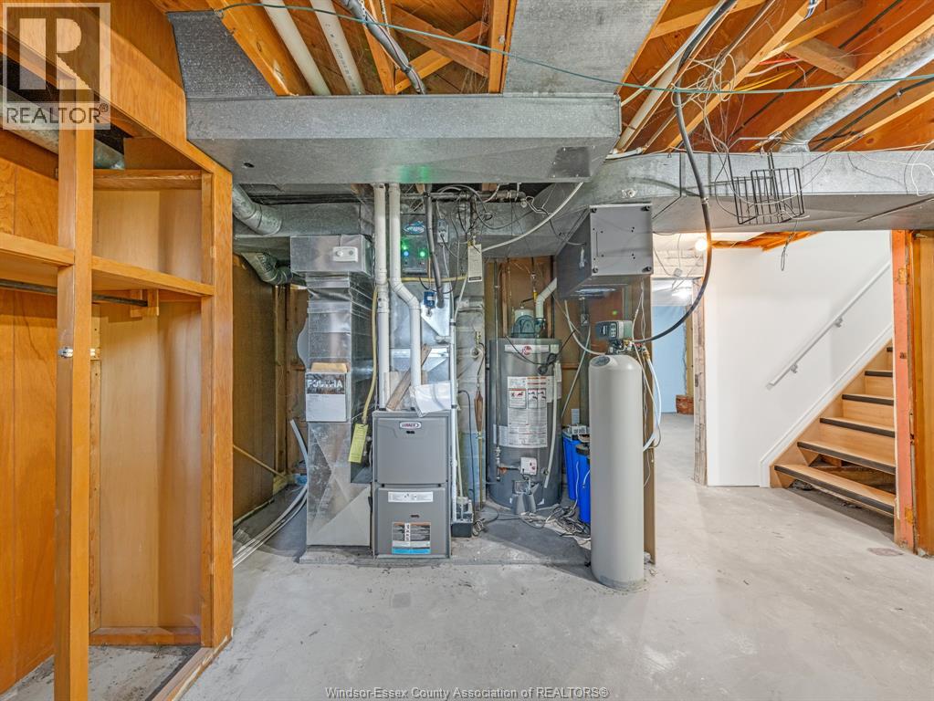 Photo 5 of 184 Ellis Street, Chatham ON