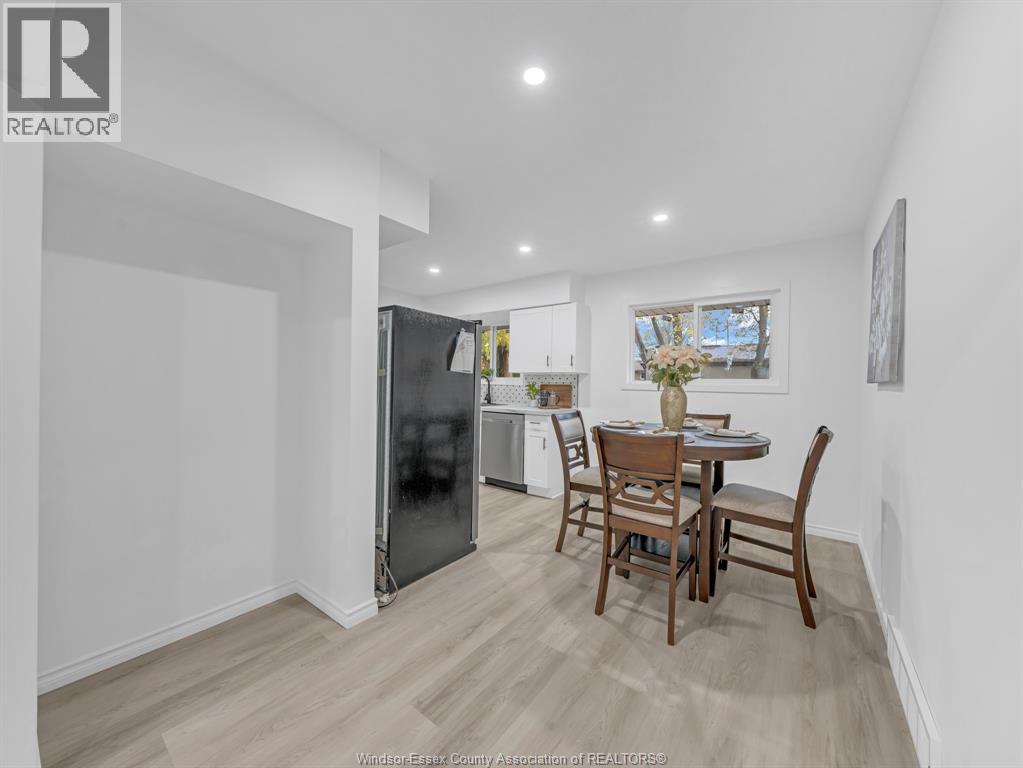Photo 11 of 184 Ellis Street, Chatham ON