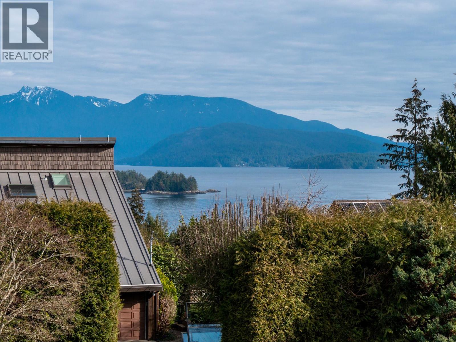 170 PIKE ROAD, Gibsons