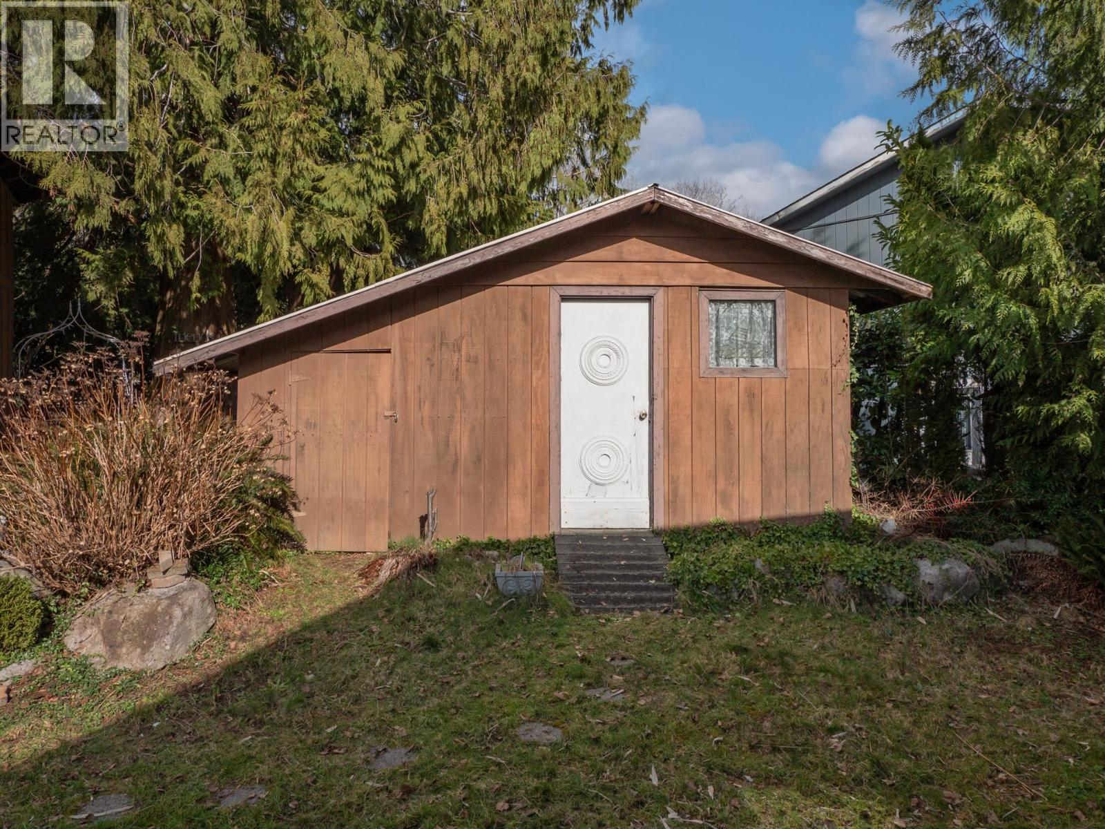 170 PIKE ROAD, Gibsons