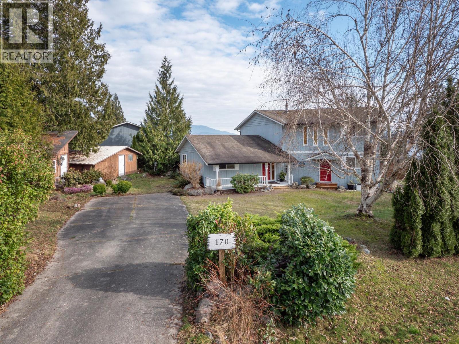 170 PIKE ROAD, Gibsons