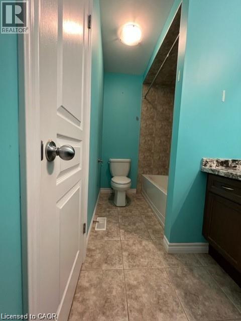 Photo 20 of 66 Vinton Road, Ancaster ON