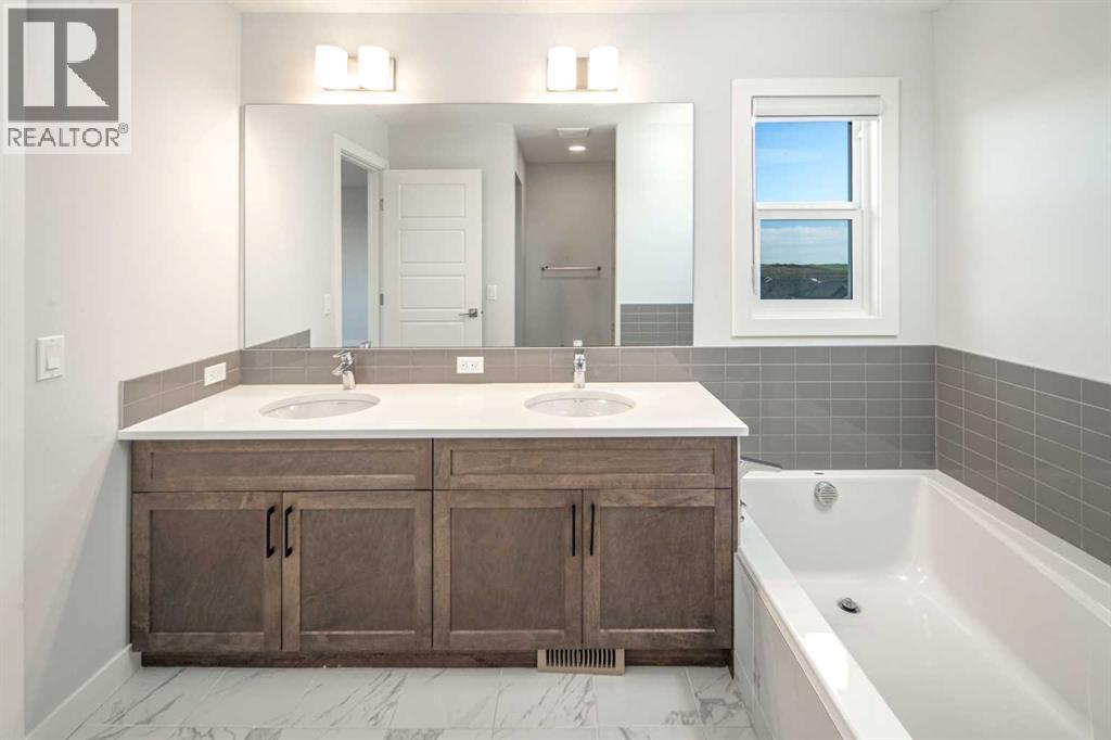 Photo 4 of 159 Ambleside Crescent Nw, Calgary AB