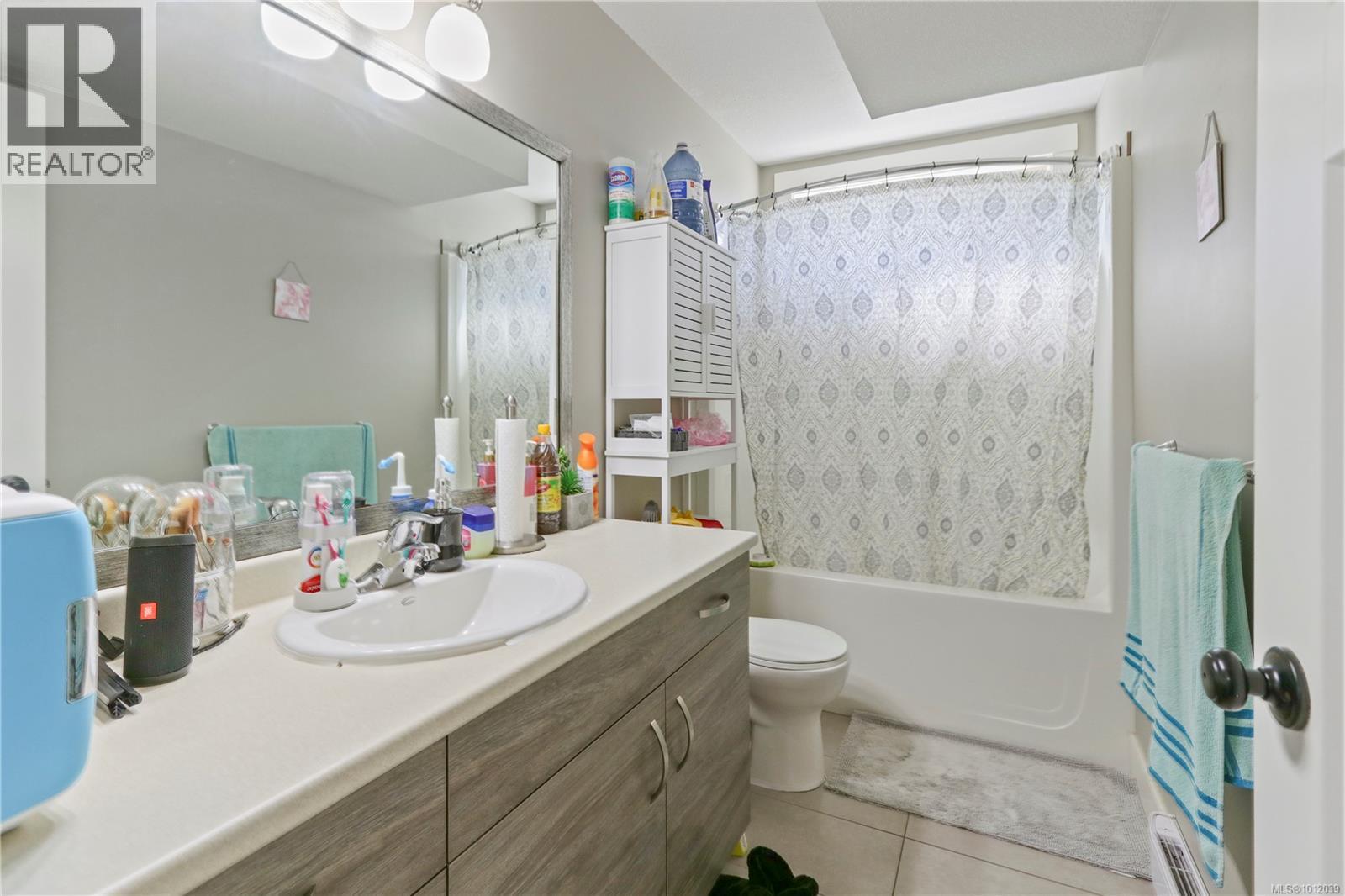 Photo 11 of 1538 Catcher Rd, Nanaimo BC
