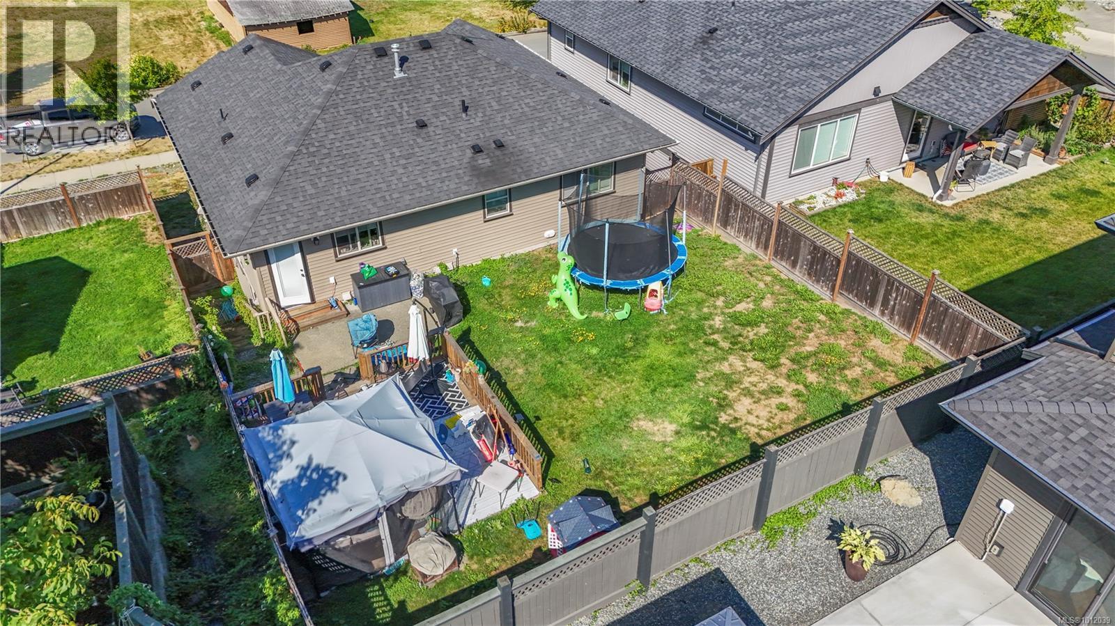 Photo 10 of 1538 Catcher Rd, Nanaimo BC