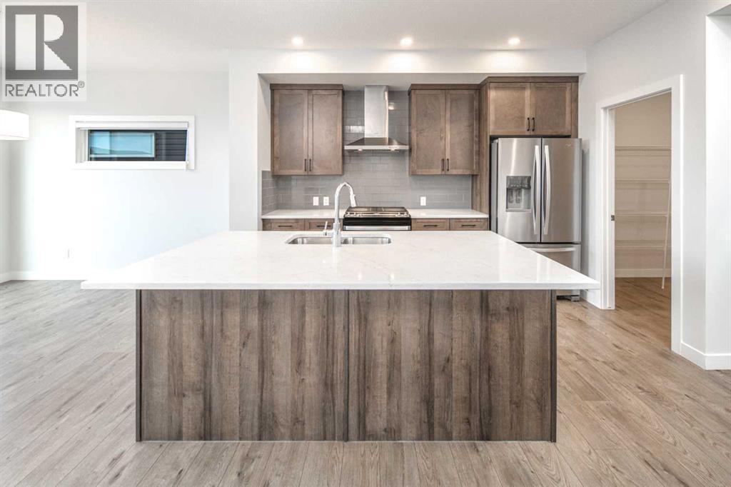 Photo 23 of 159 Ambleside Crescent Nw, Calgary AB