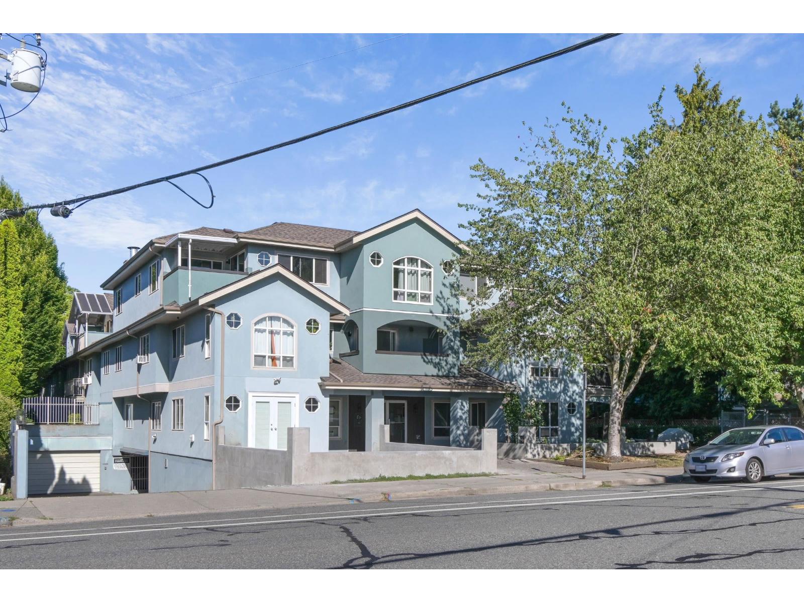 Photo 2 of 205 5909 177 B Street, Surrey BC