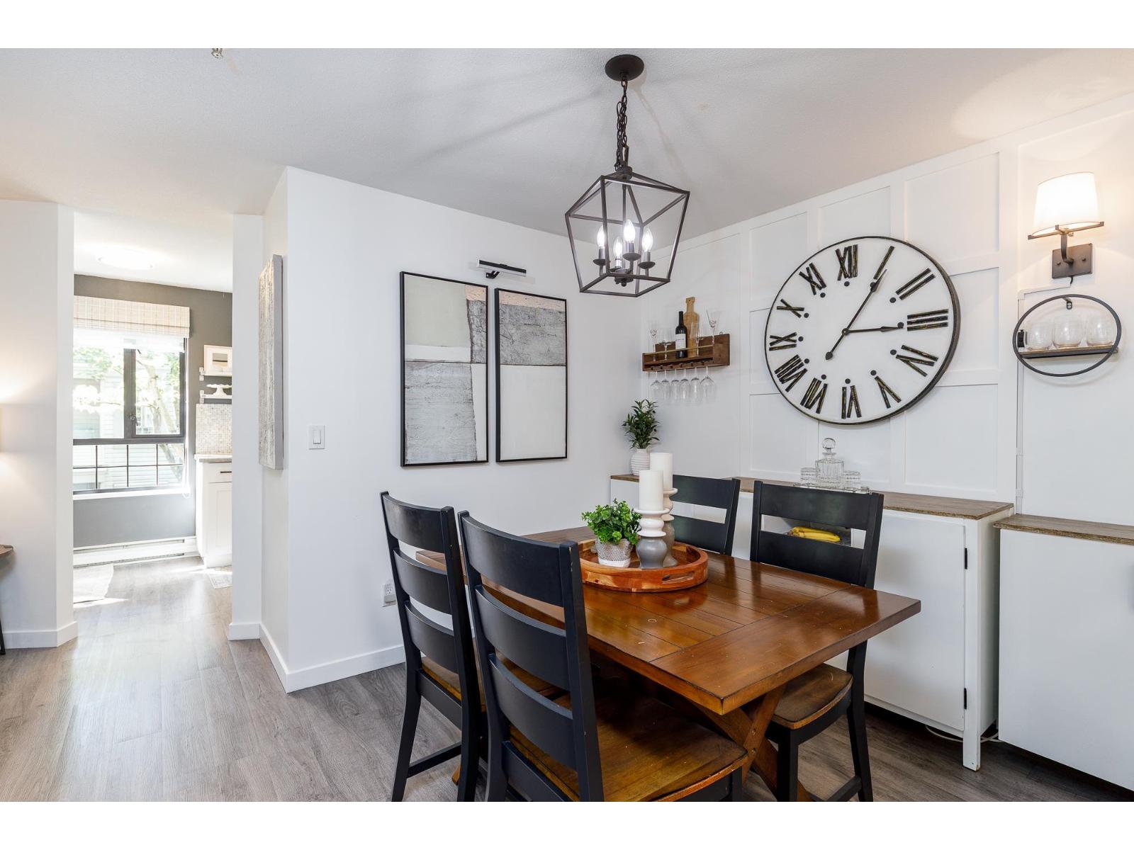 Photo 10 of 217 22025 48 Avenue, Langley BC