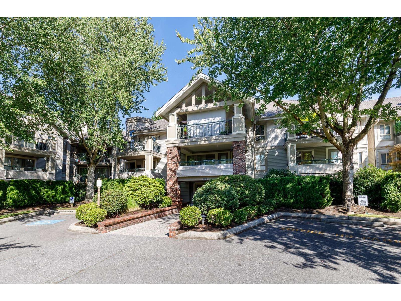 Photo 1 of 217 22025 48 Avenue, Langley BC