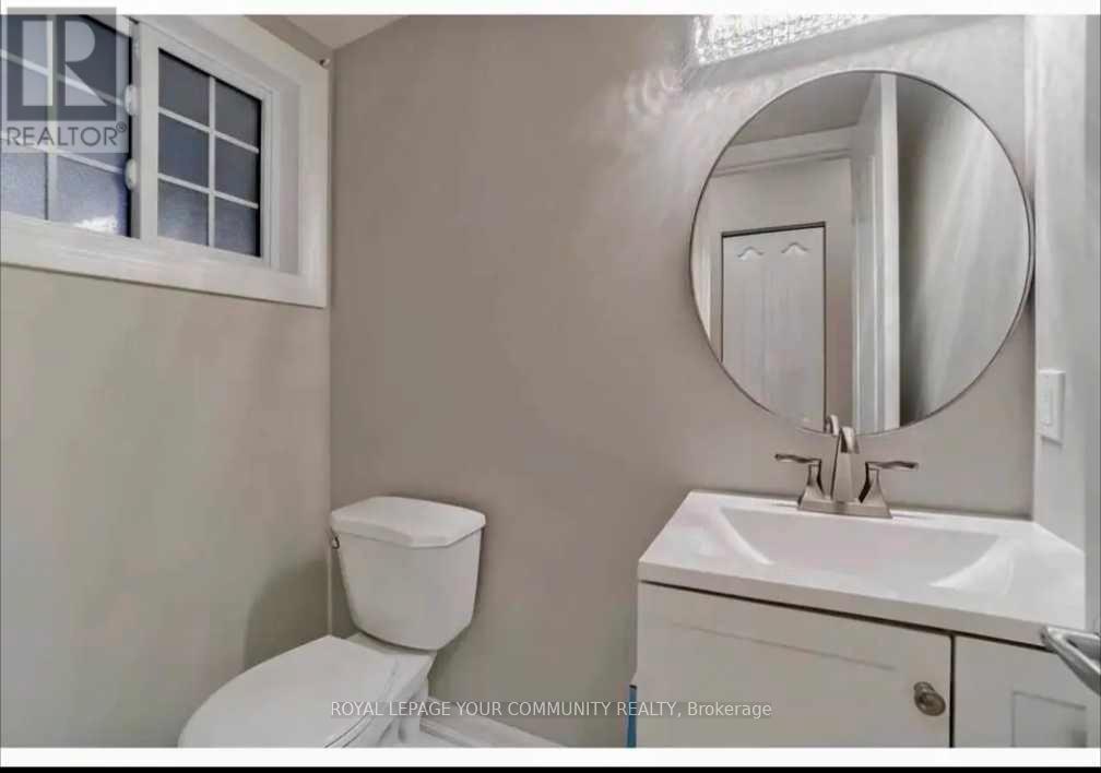 Photo 6 of 26 Brenda Avenue, Brampton ON