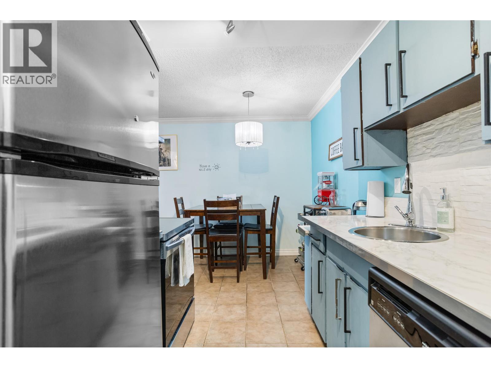 Photo 26 of 306 315 Tenth Street, New Westminster BC