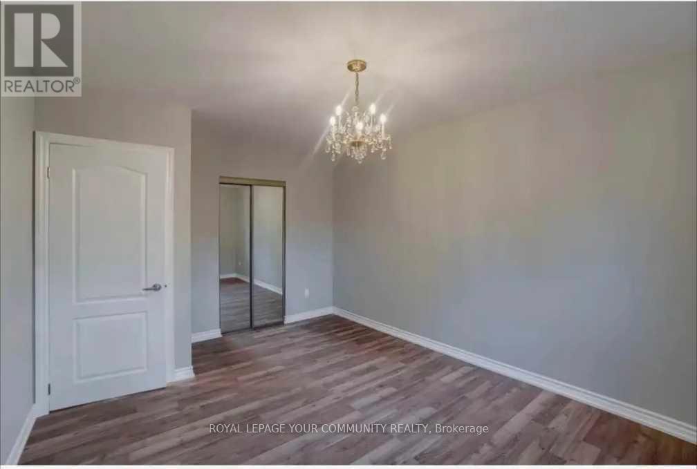 Photo 8 of 26 Brenda Avenue, Brampton ON