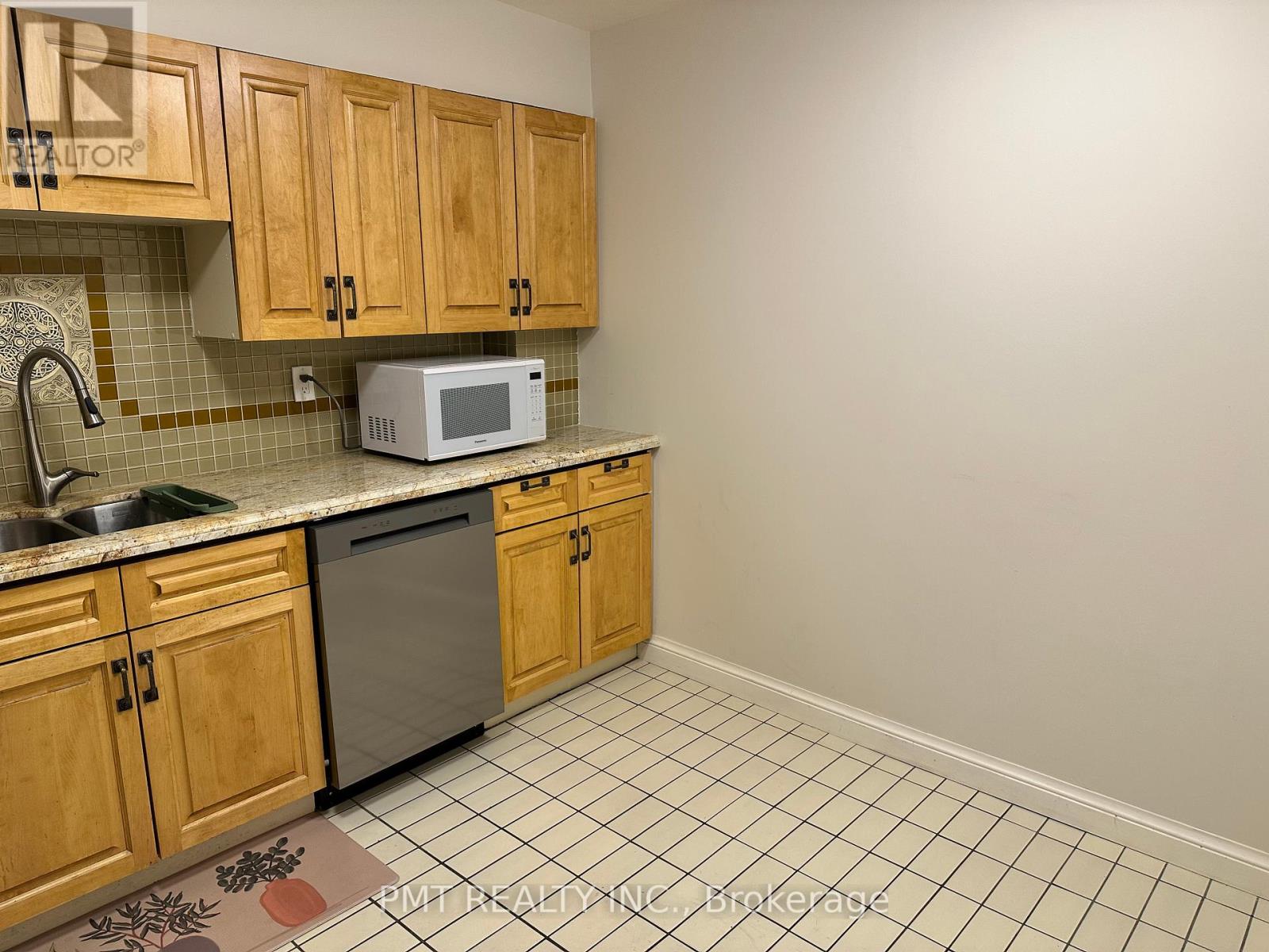 Photo 31 of 312 45 Carlton Street, Toronto ON
