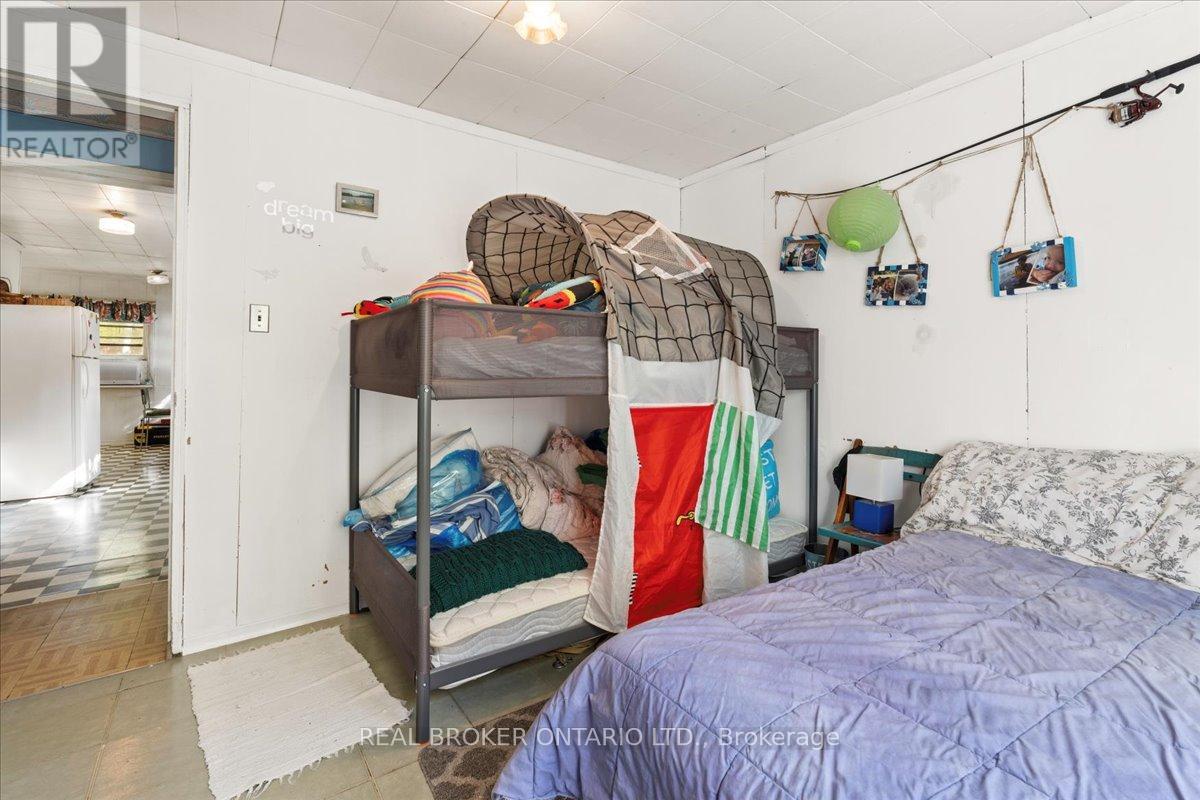 Photo 20 of 430 Lake Road, Trent Hills ON