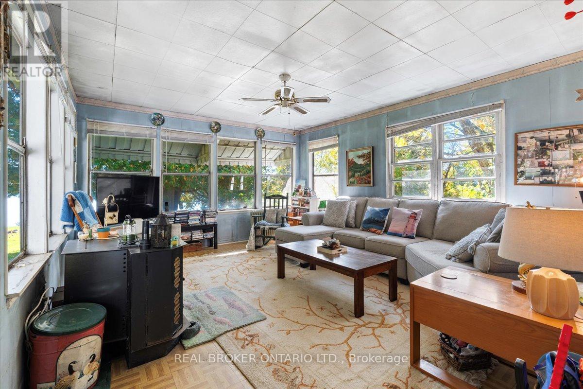 Photo 9 of 430 Lake Road, Trent Hills ON
