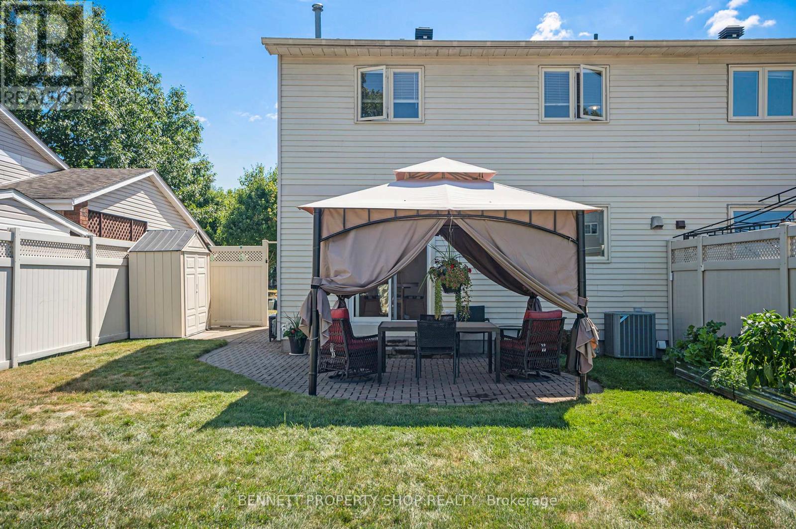 Photo 16 of 846 Borland Drive, Ottawa ON