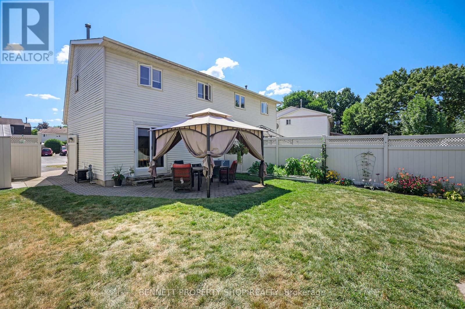 Photo 27 of 846 Borland Drive, Ottawa ON