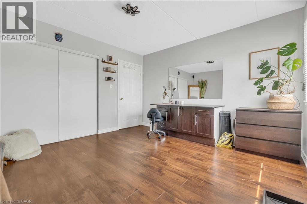Photo 3 of 950 Highland Road W Unit B 12, Kitchener ON