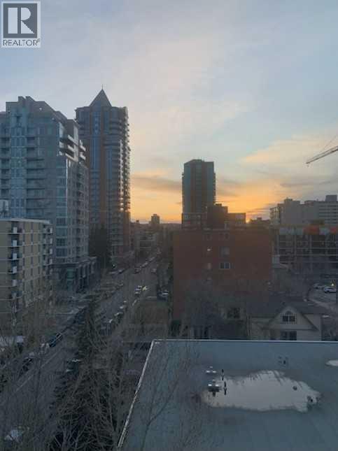 Photo 1 of 704 706 15 Avenue Sw, Calgary AB
