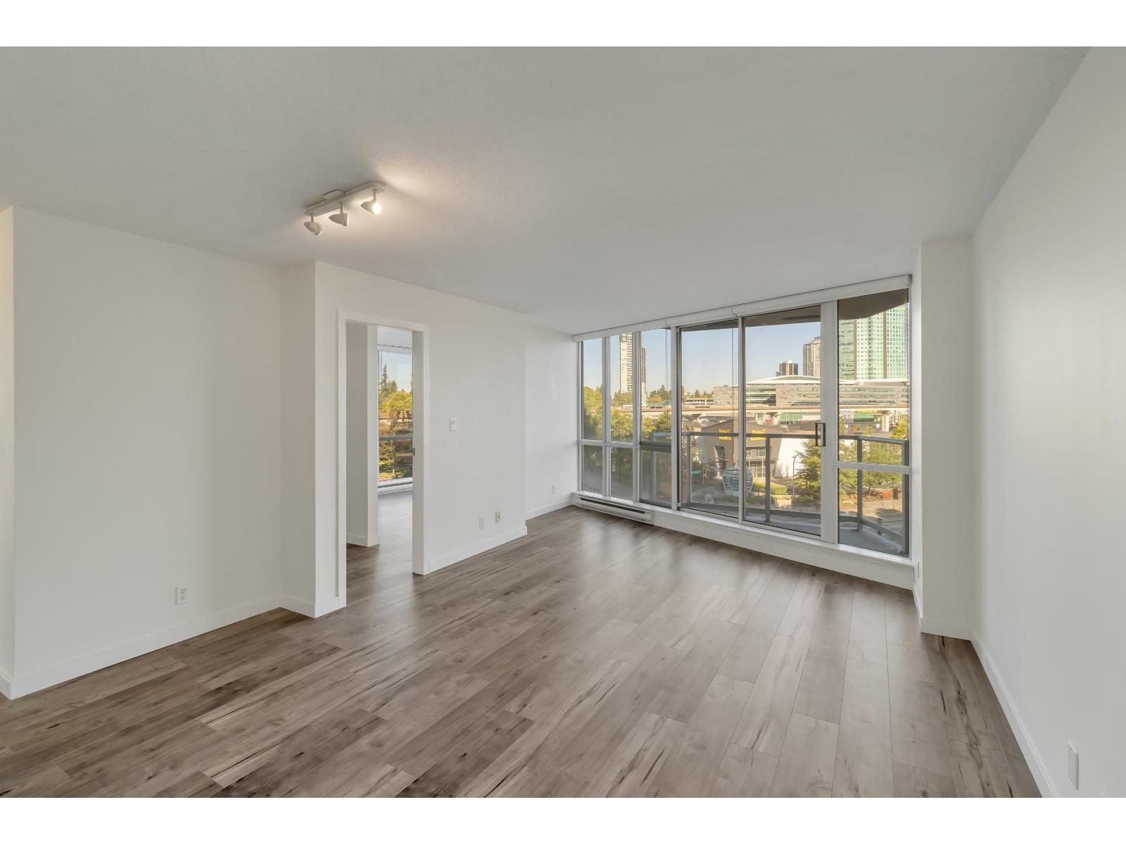 Photo 14 of 502 13618 100 Avenue, Surrey BC