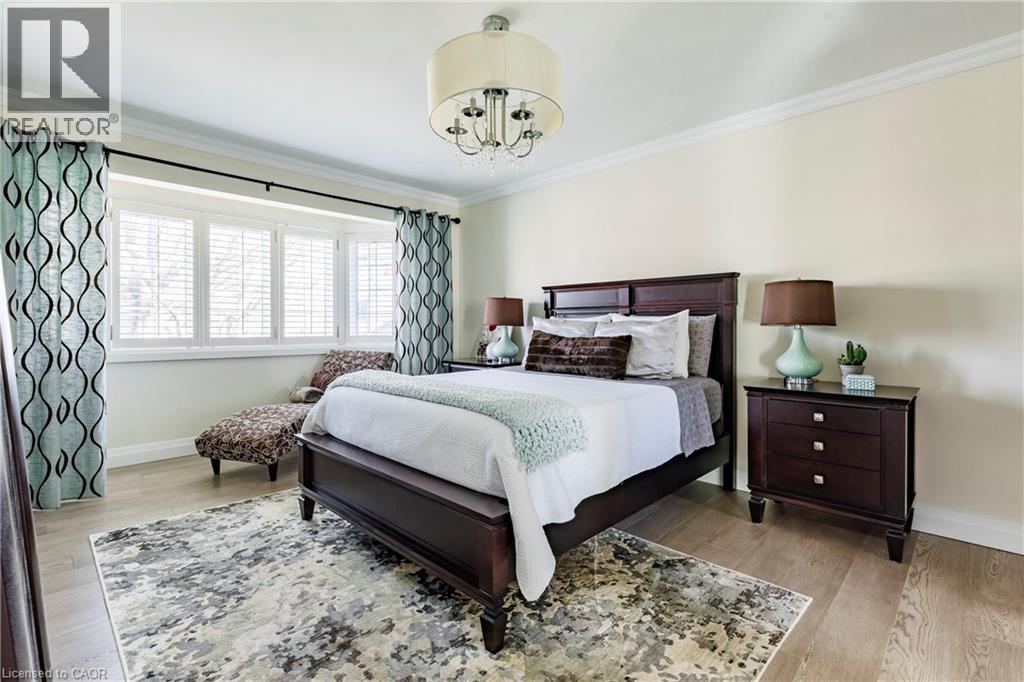 Photo 25 of 1486 Myron Drive, Mississauga ON