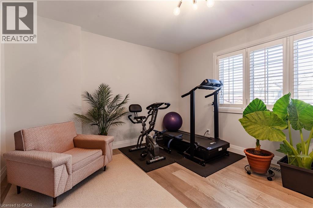 Photo 33 of 1486 Myron Drive, Mississauga ON