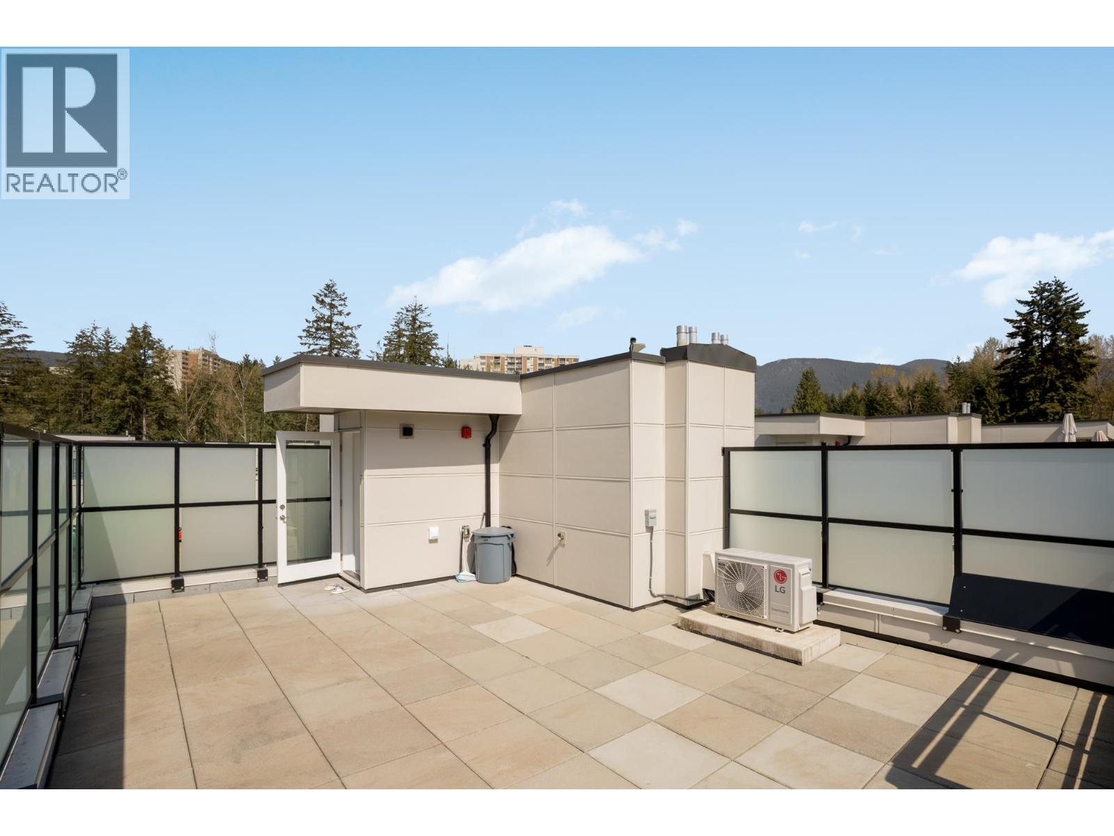 Photo 24 of 257 2035 Glenaire Drive, North Vancouver BC