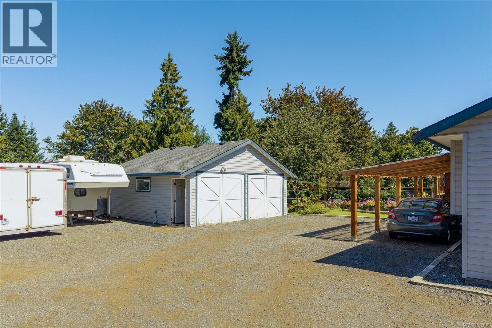 Photo 27 of 2320 Hemer Rd, Nanaimo BC
