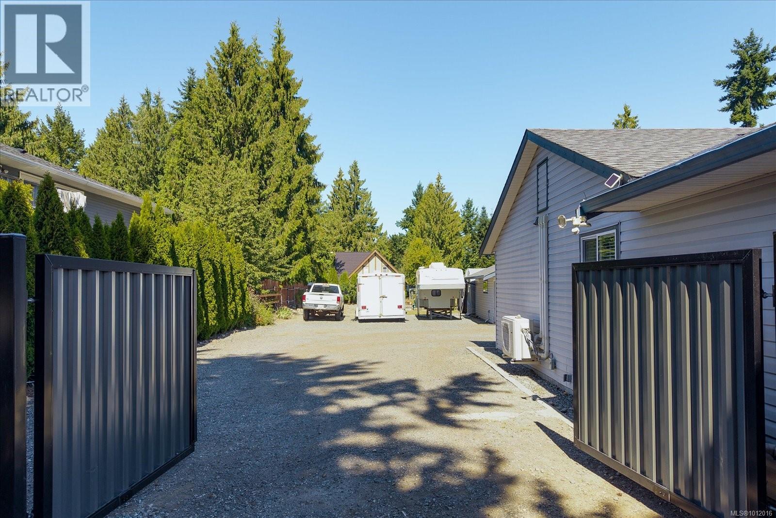 Photo 28 of 2320 Hemer Rd, Nanaimo BC