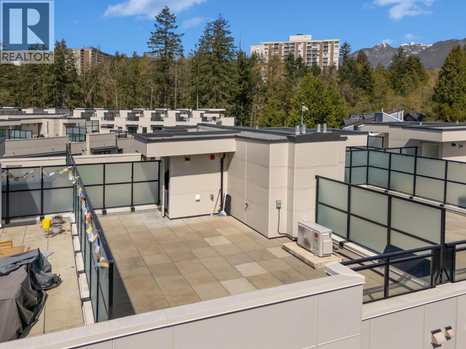 Photo 38 of 257 2035 Glenaire Drive, North Vancouver BC