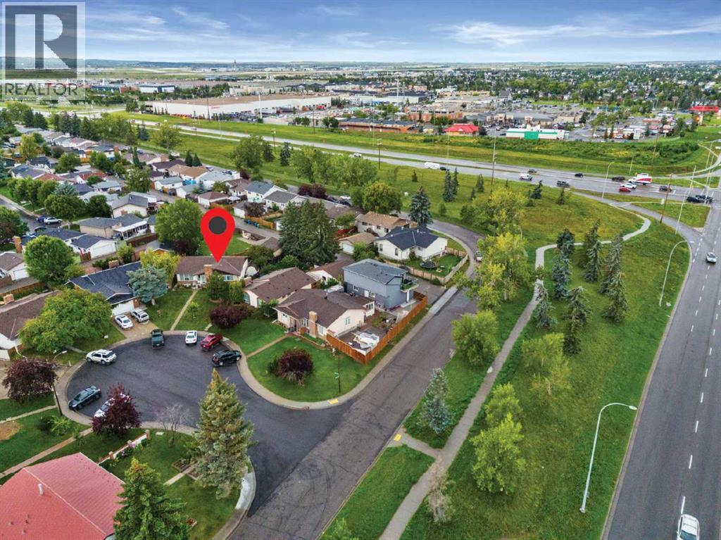 Photo 43 of 12 Whiteland Bay Ne, Calgary AB