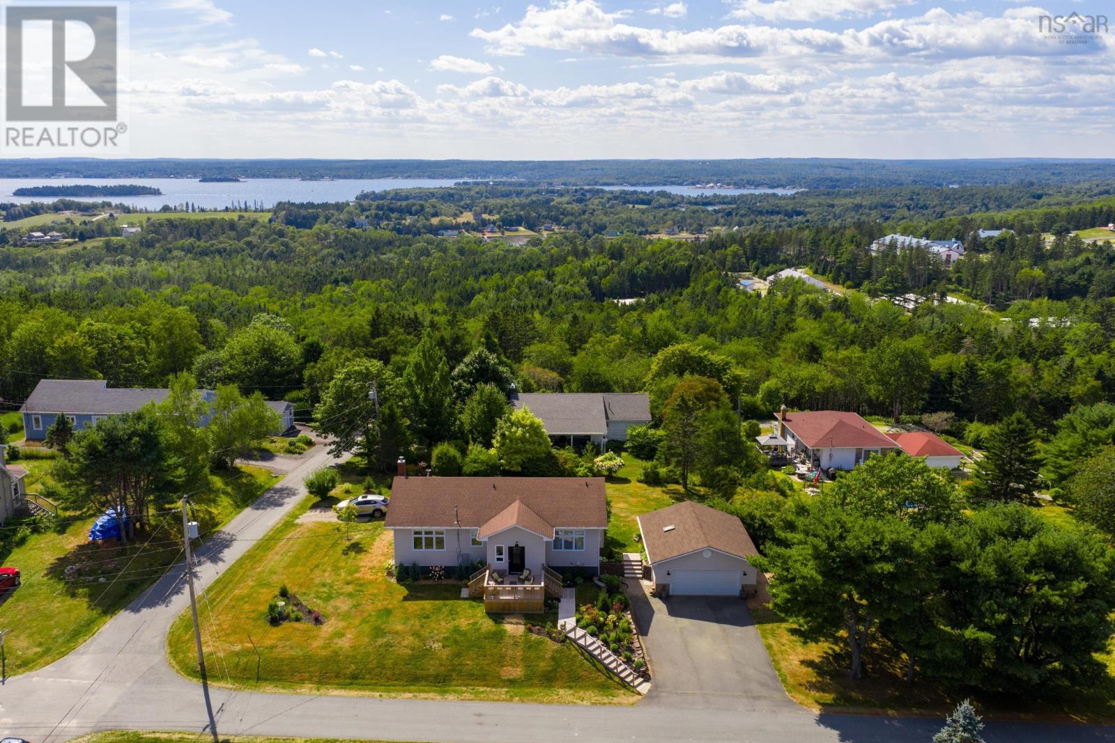 Photo 11 of 22 Beechview Drive, Chester NS