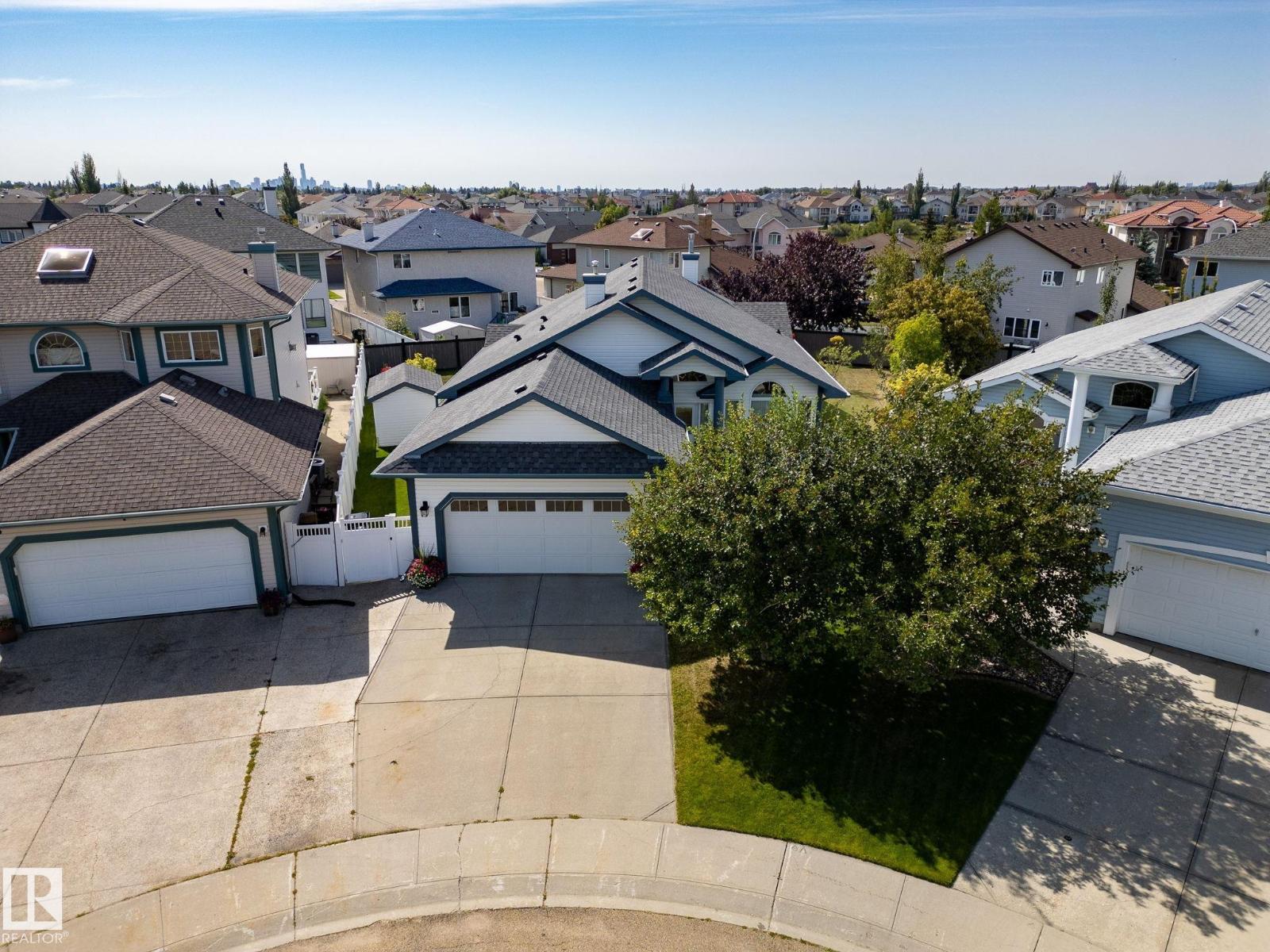 Photo 47 of 16222 84 St Nw, Edmonton AB