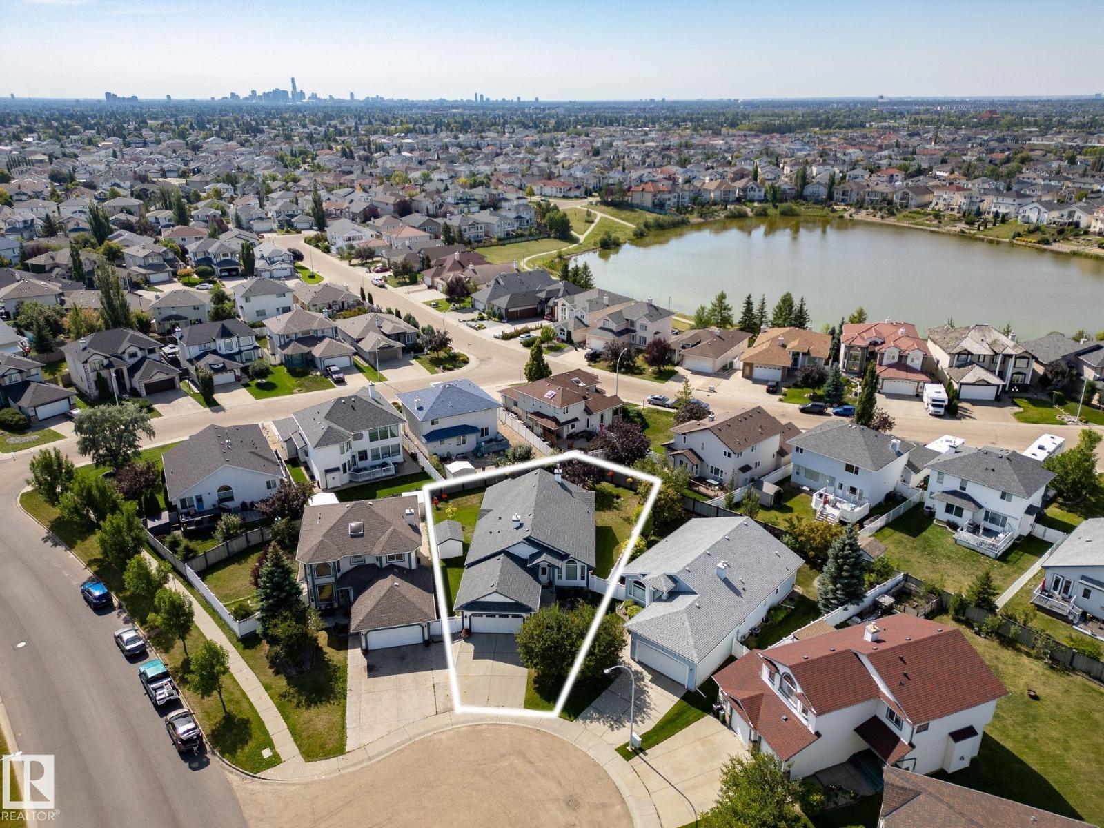 Photo 68 of 16222 84 St Nw, Edmonton AB