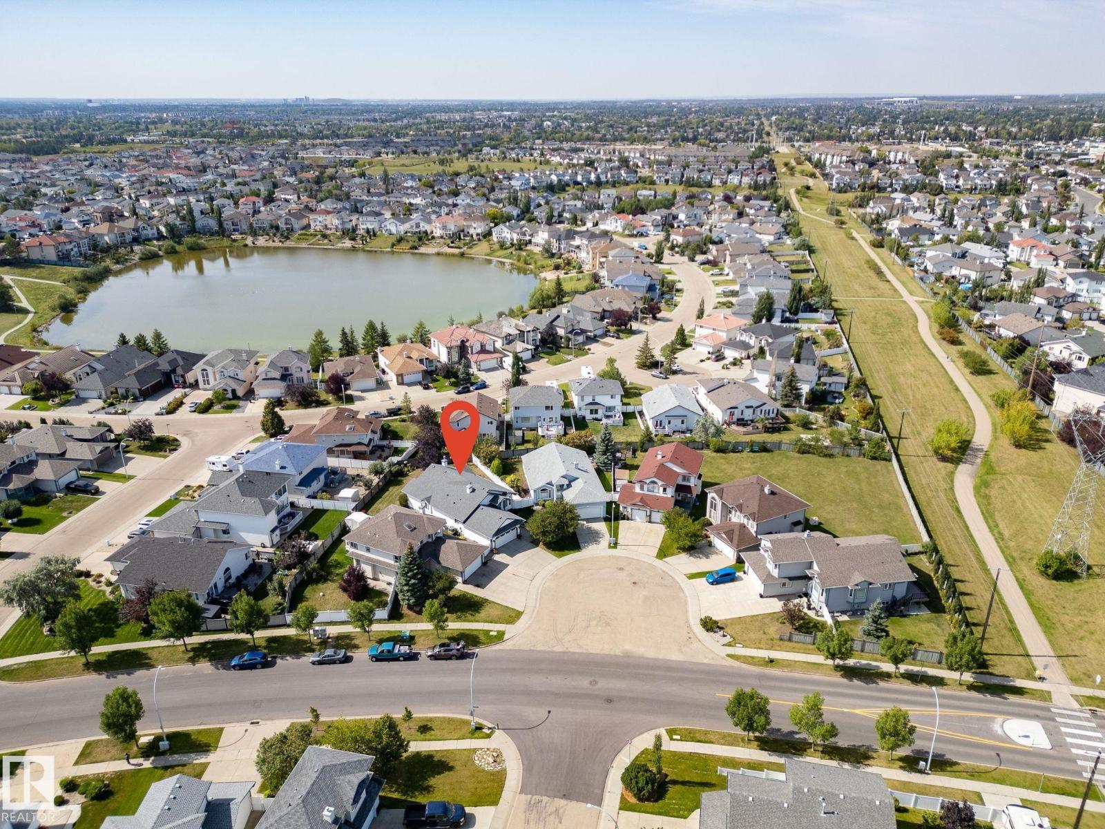 Photo 35 of 16222 84 St Nw, Edmonton AB