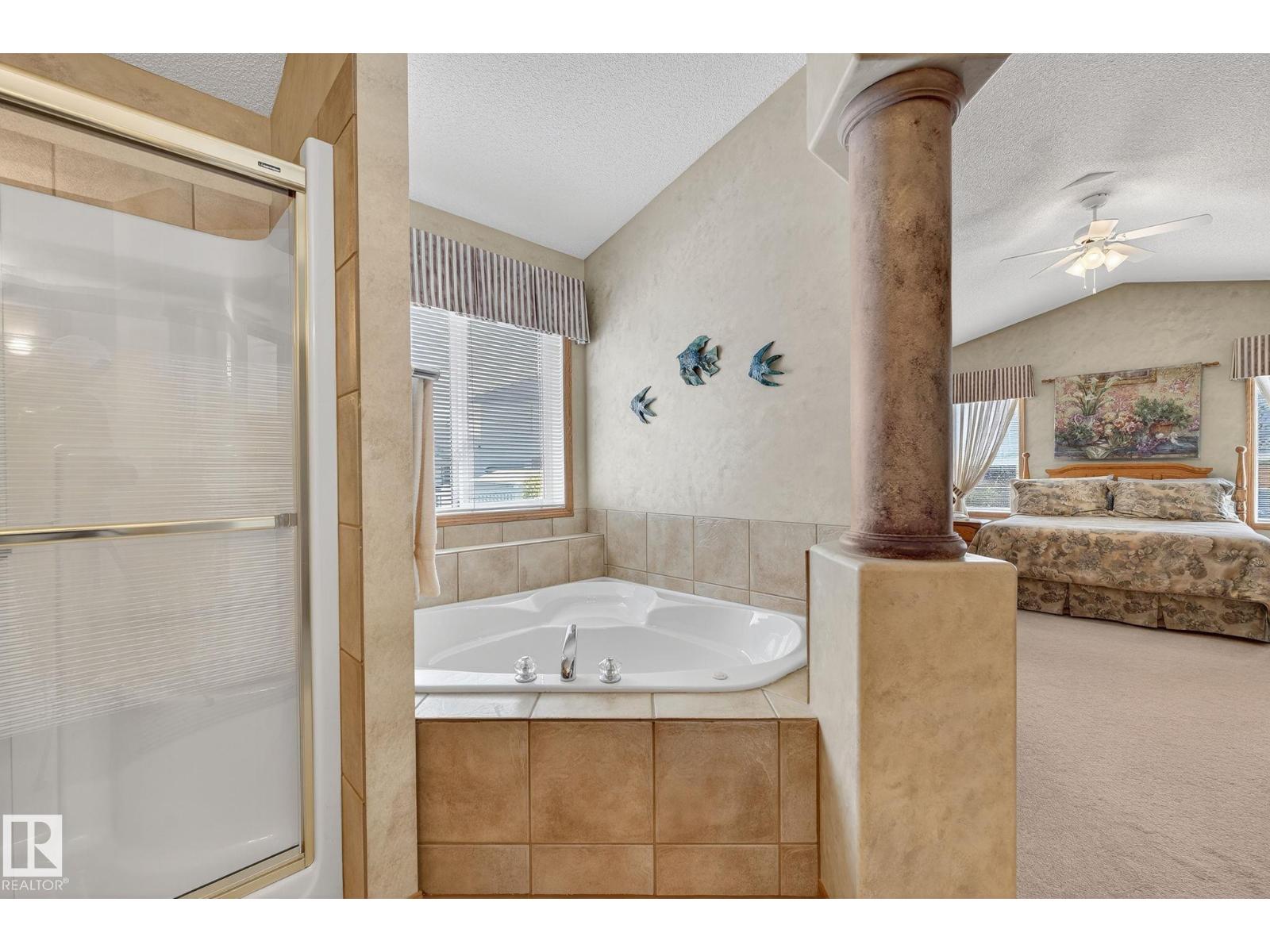 Photo 66 of 16222 84 St Nw, Edmonton AB
