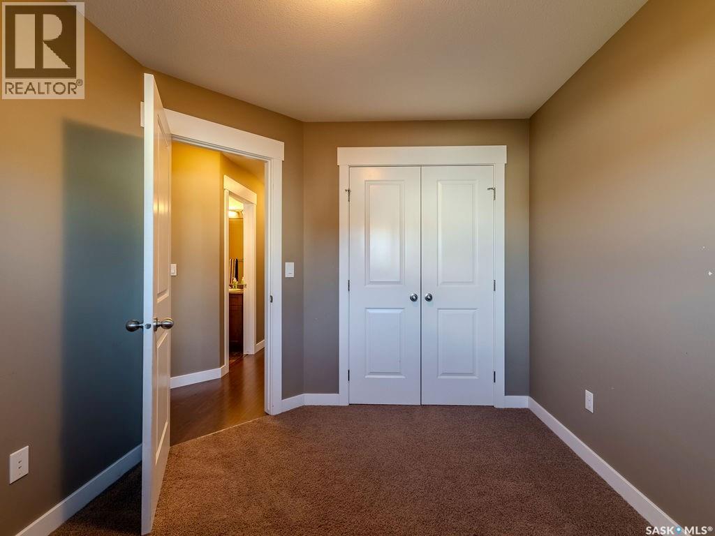 Photo 9 of 122 Mccallum Lane, Saskatoon SK