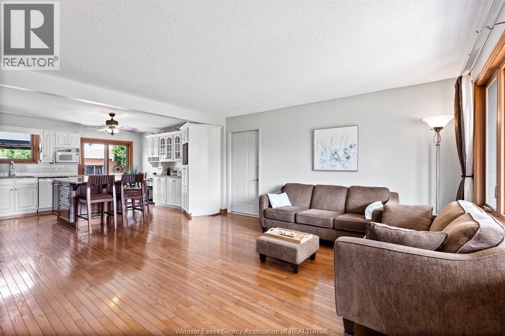 Photo 23 of 12680 Kimberly Drive, Tecumseh ON