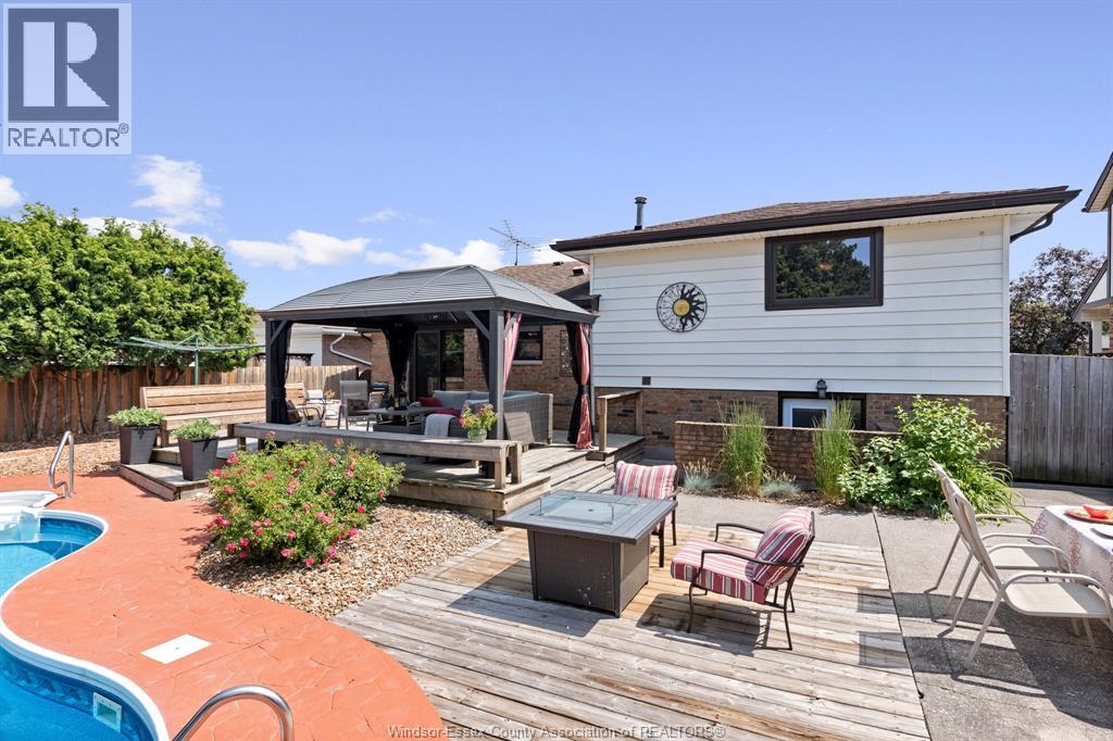 Photo 11 of 12680 Kimberly Drive, Tecumseh ON