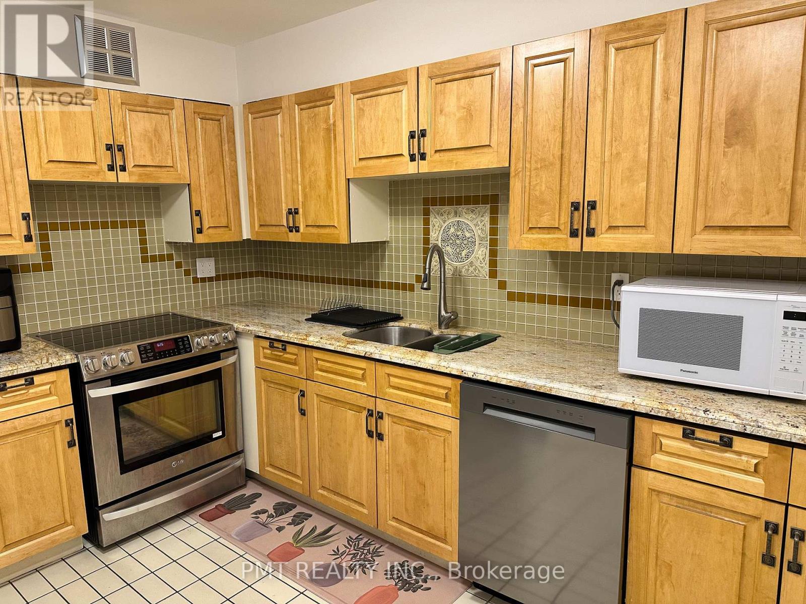 Photo 22 of 312 45 Carlton Street, Toronto ON