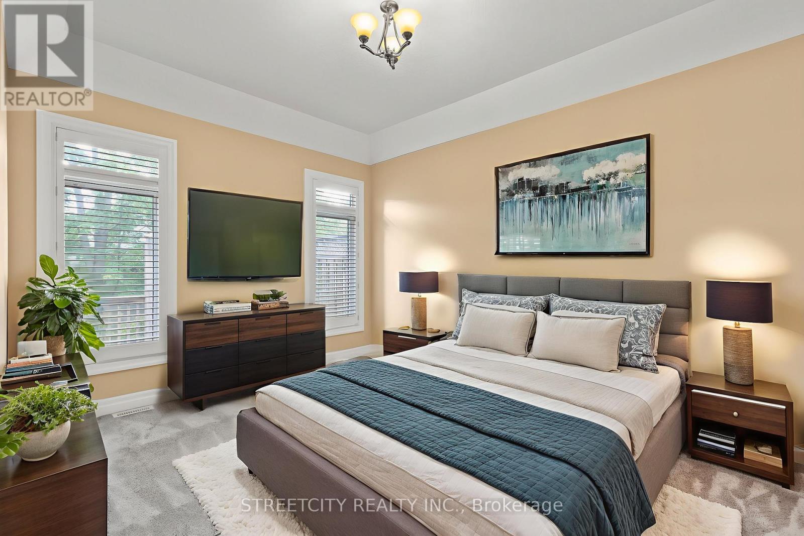 Photo 44 of 25 124 North Centre Road, London North ON