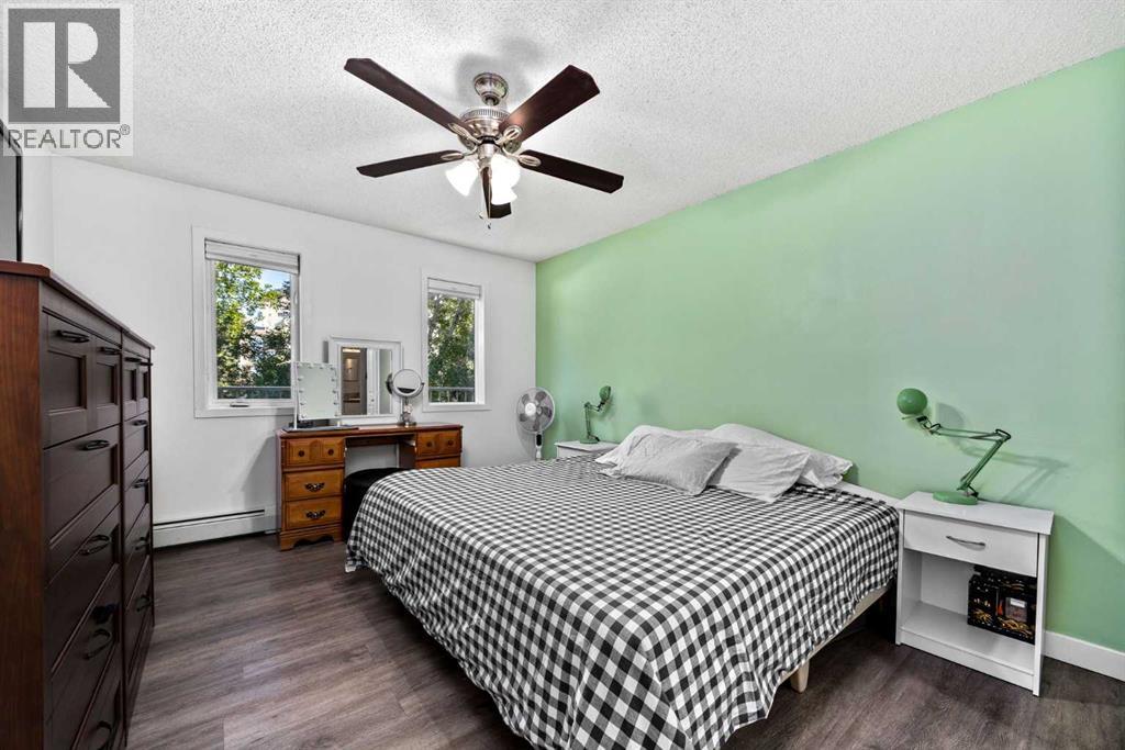 Single Family House for Sale in   Somervale Court SW Somerset Calgary 
