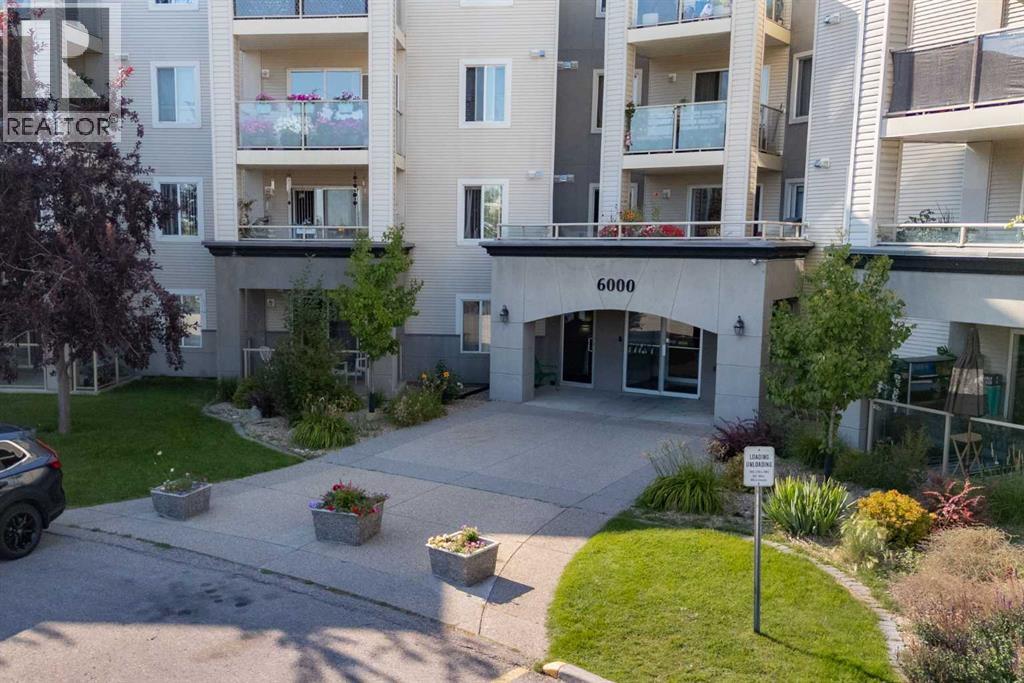 Single Family House for Sale in   Somervale Court SW Somerset Calgary 