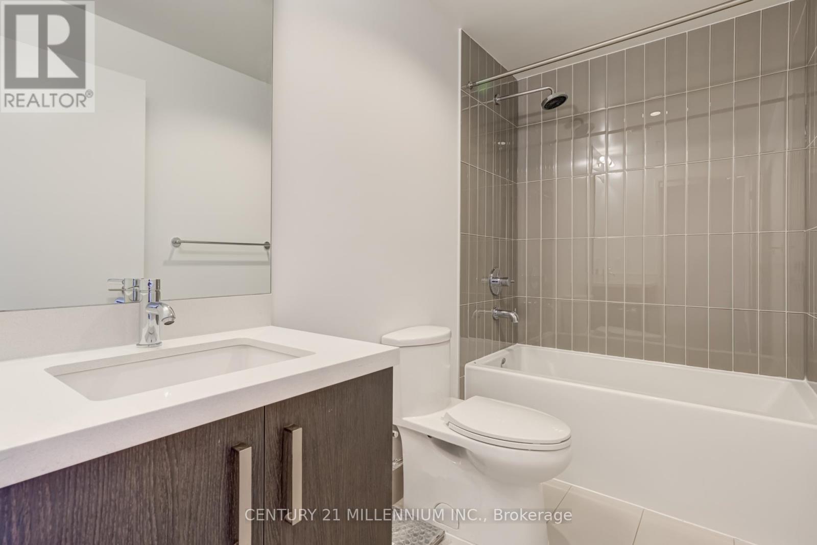 Photo 11 of N 417 120 Bayview Avenue, Toronto ON