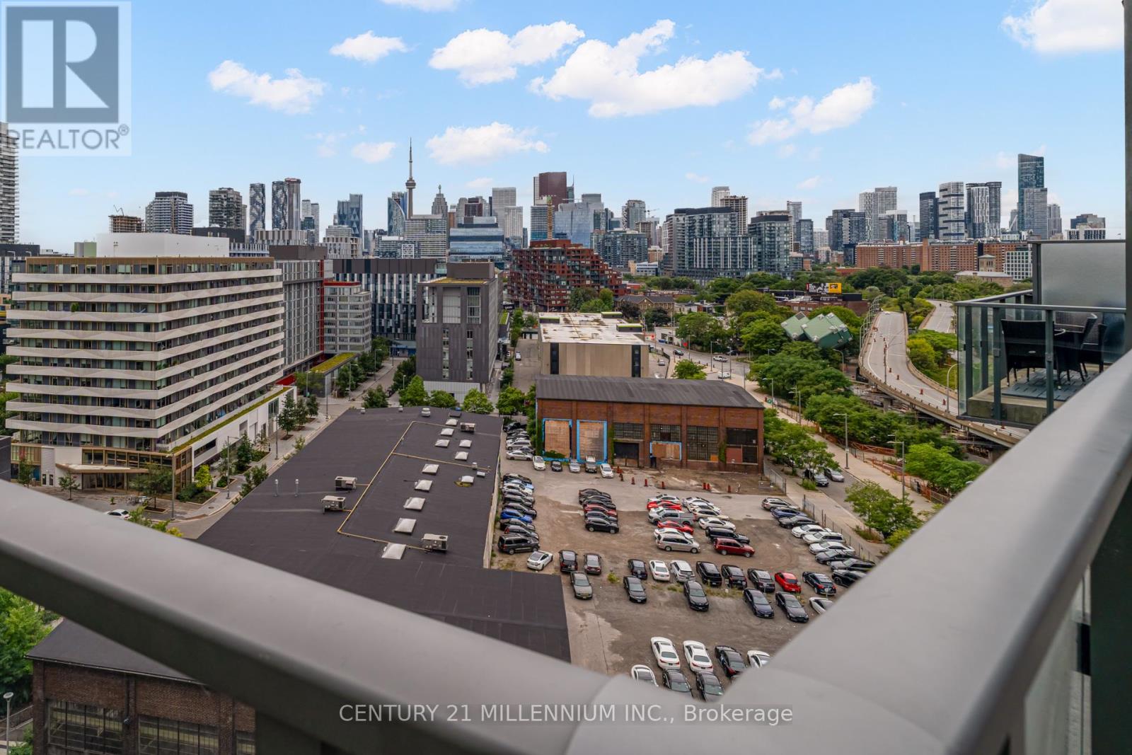 Photo 12 of N 417 120 Bayview Avenue, Toronto ON